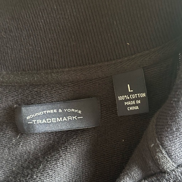 Roundtree and York navy blue 1/4 button sweater size L - Picture 4 of 5